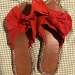 Orange bow sandals